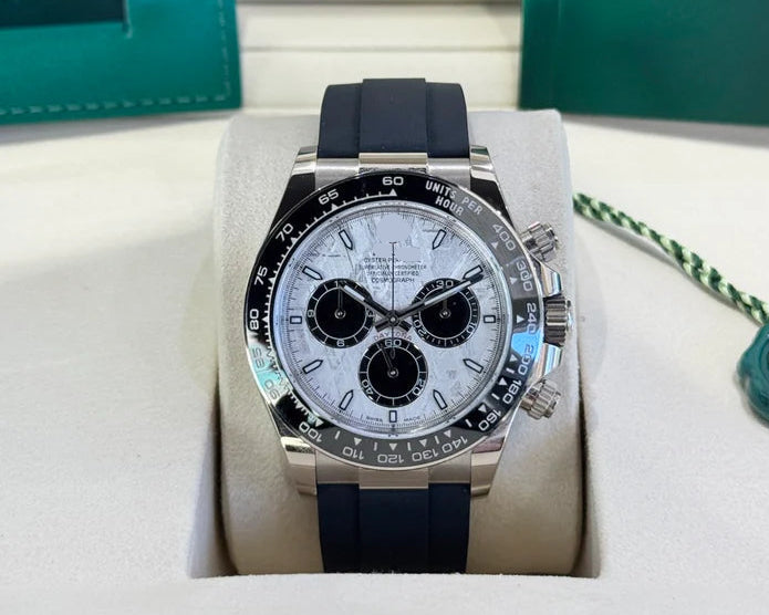 Classic Pearl automatic watch 40 mm