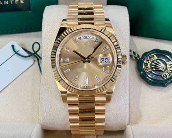 Classic Champagne automatic watch 40 mm